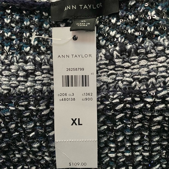 Ann Taylor Women Sequin Fringe Navy & White Metallic Chunky Knit Sweater Size XL - Picture 8 of 9